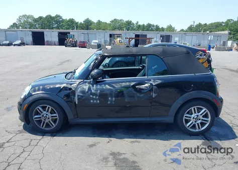 2013 Mini Convertible Cooper from USA, damaged, VIN WMWZN3C52DT569371